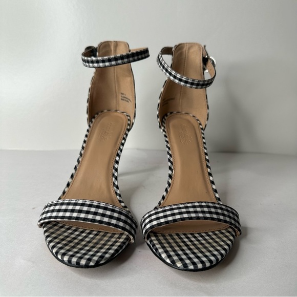 Stylish Black and White Gingham Women's Heels Size 6 - Picture 2 of 6
